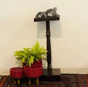 Aaima 5 ; Square Pedestal table with Column