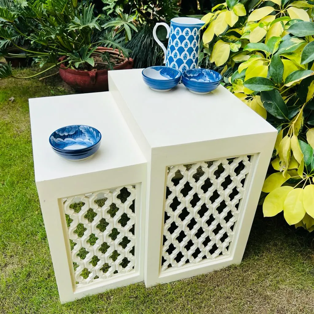 Aaima 8 : Nest of  2 Side Tables Pristine white