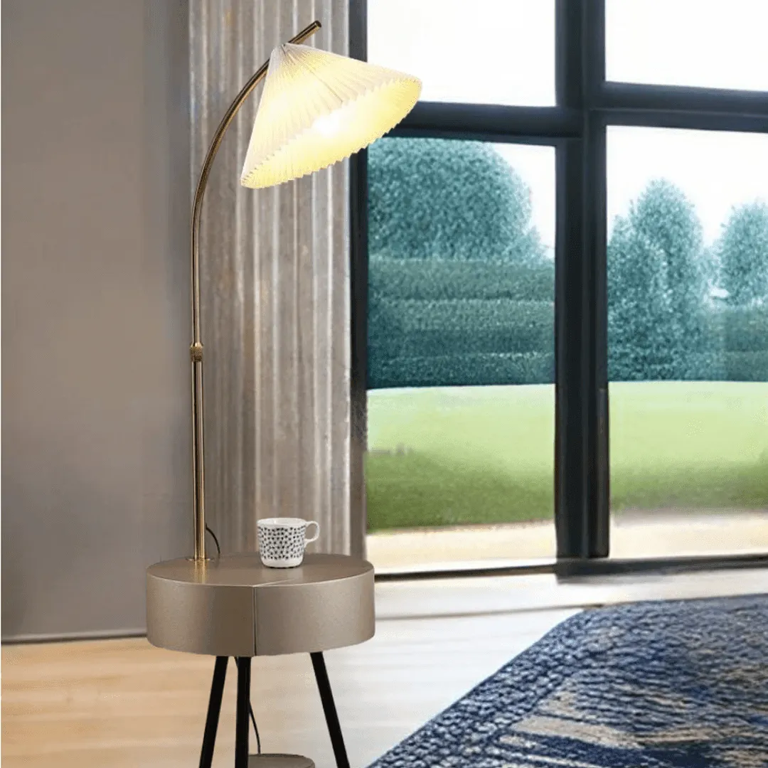 Cassiopeia Side Table with Lamp