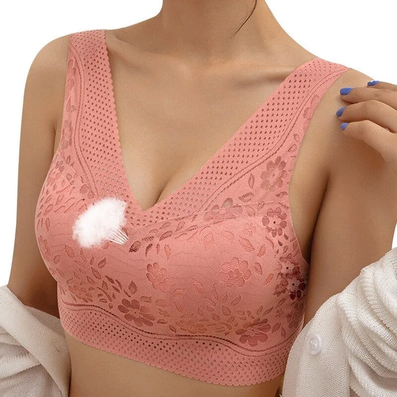 Erin | Luxurious lace bra for irresistible self-confidence