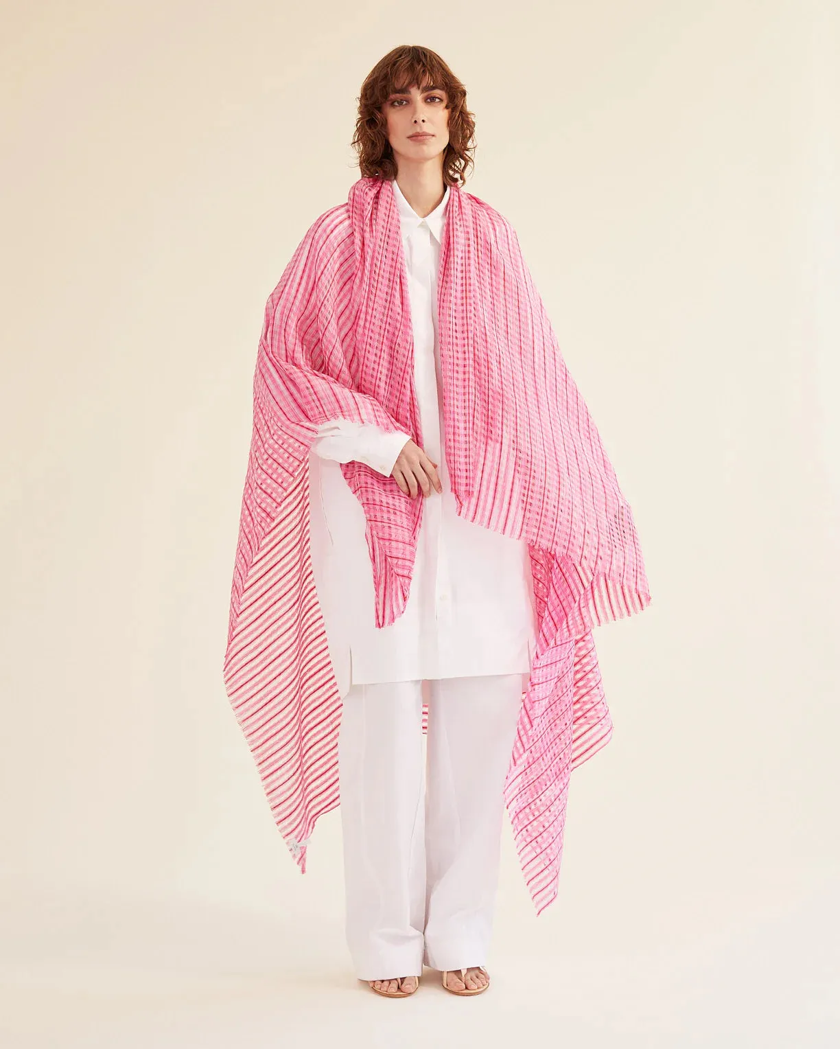 Trait Scarf in Raspberry Ripple