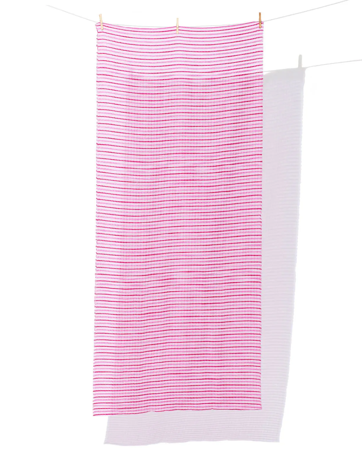 Trait Scarf in Raspberry Ripple