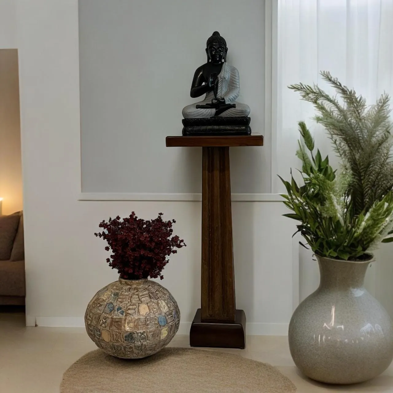 Vintage Wooden Pedestal   : Aaima 25